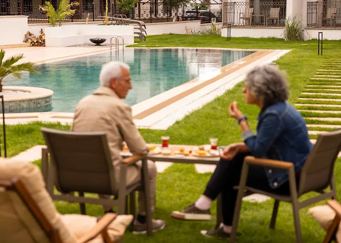 Hane Cunda فندق *